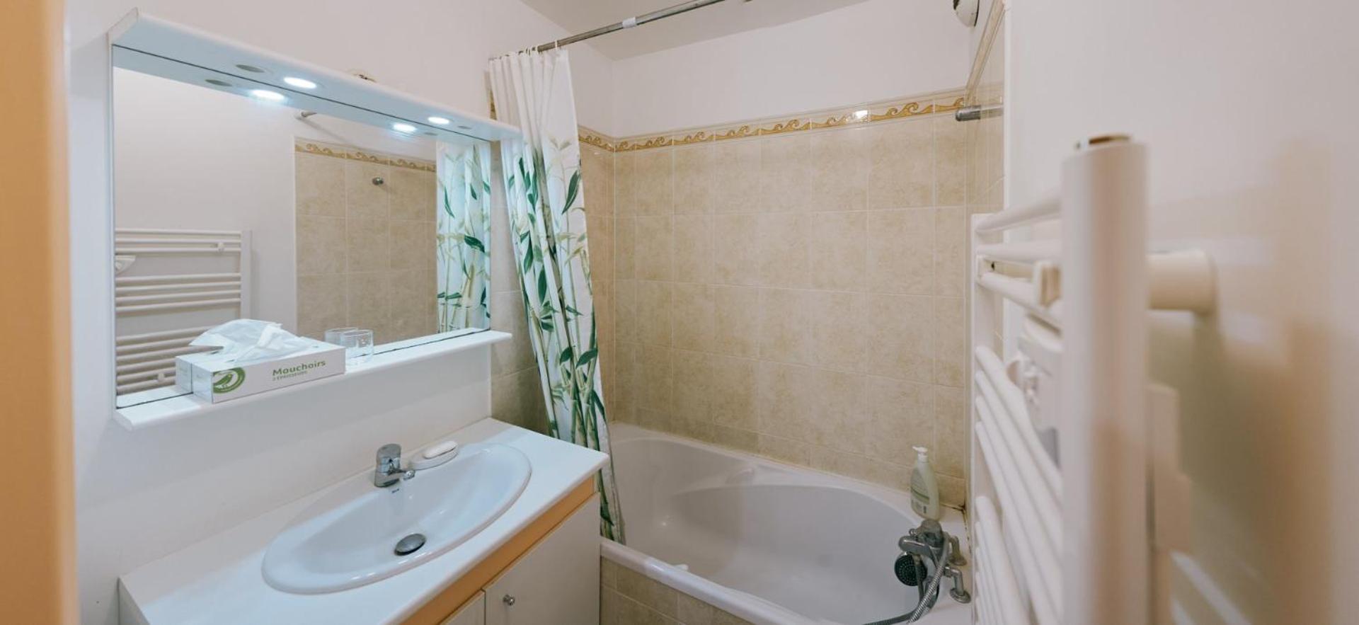 Guestready - Cosy Stay For 3 In Meudon Eksteriør bilde